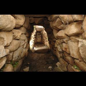 La tomba dei giganti di San Cosimo (interno)